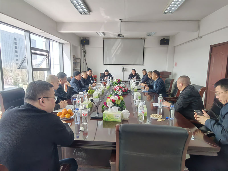 Leaders of the Ordos Qilu Chamber of Commerce visited the company for an inspection.
